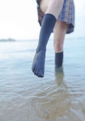 日本《浴室狂欢》电影_免VIP免费在线观看