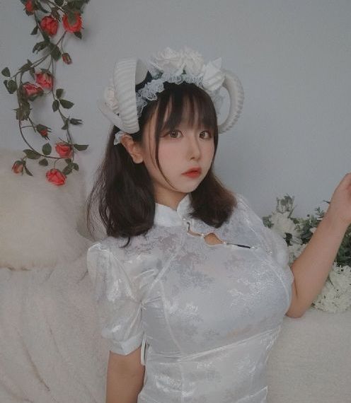 美女免费在线_4K高清完整版