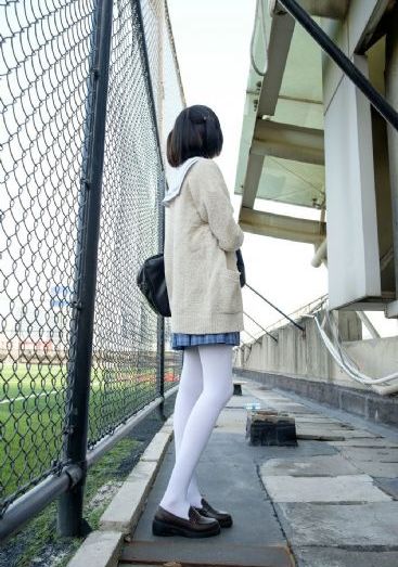 女朋友的母亲完整视频带翻译_免费观看高清版