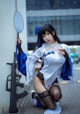 中大女生的沙龙室_1080P在线视频播放
