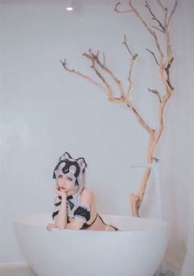 精灵女王_4K高清视频播放